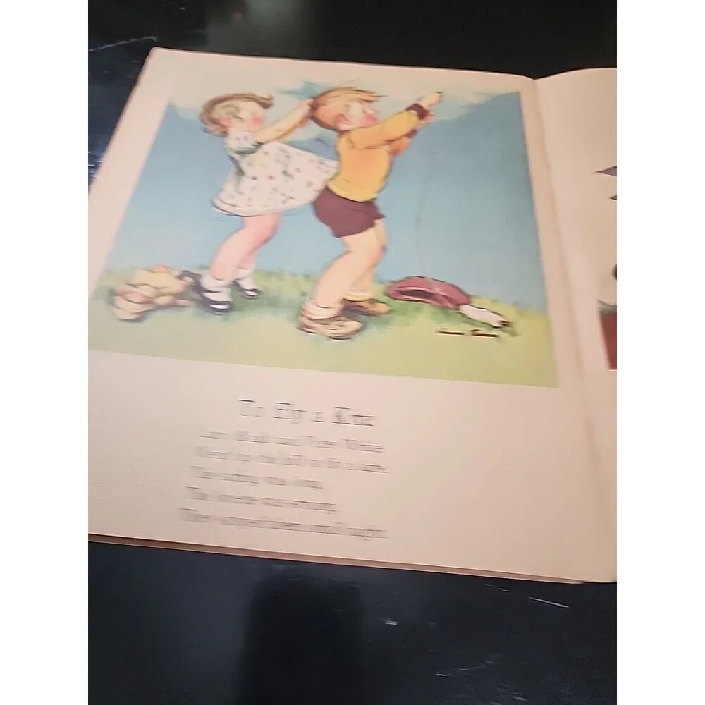 Vintage Nursery Rhymes Samuel Lowe Company Paperback Book 1942
